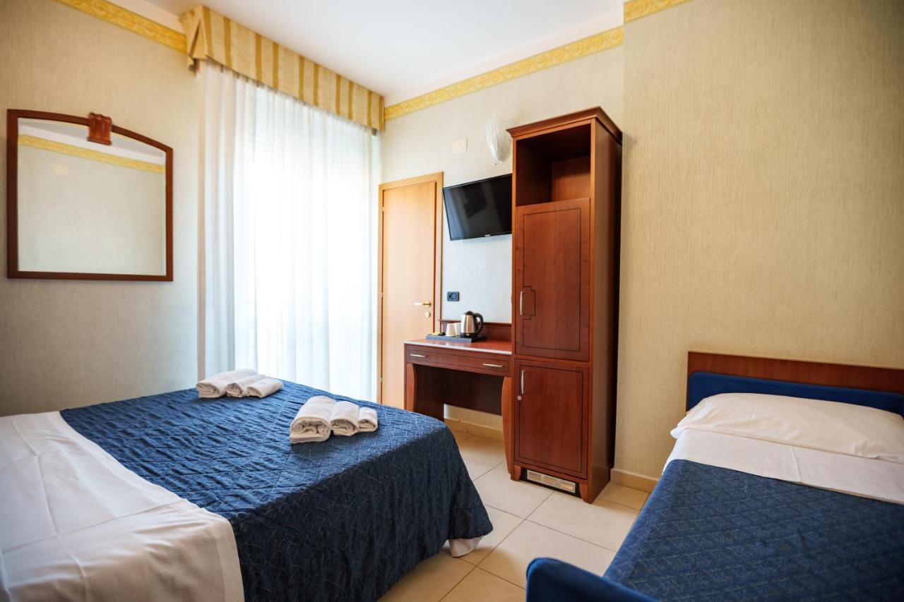 Hotel Rex Rimini Exteriér fotografie