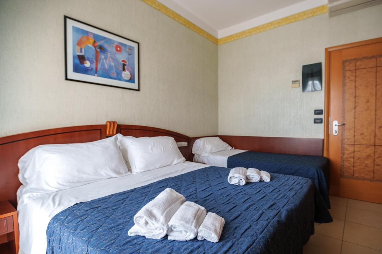 Hotel Rex Rimini Exteriér fotografie